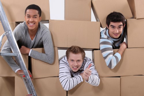 Small flat move support in Kensington with local access challenges